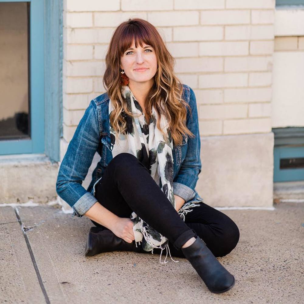 Meet your Posher, Lindsee